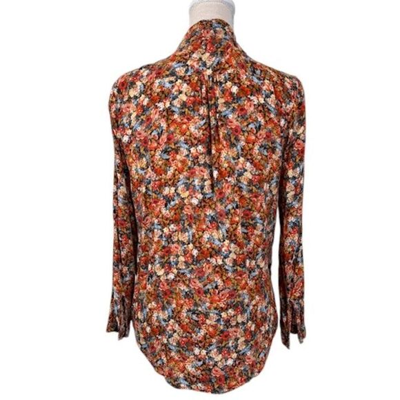 ZARA Floral Print Wrap Look Top High Low Hem Button or Roll Cuffs Size Medium - Picture 2 of 9